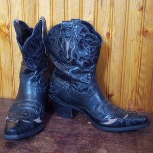 Ariat cowgirl boots